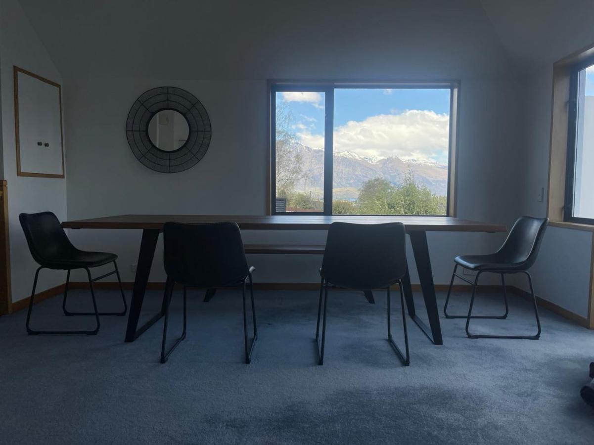 Villa Panoramic Views - 10 Minutes Walk To Town Queenstown Exterior foto